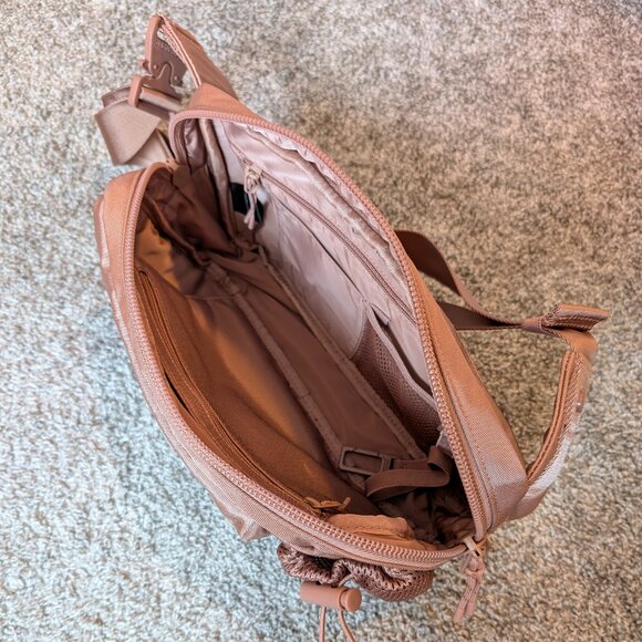 NWOT Dagne Dover Cairo Sling Bag - Picture 4 of 4